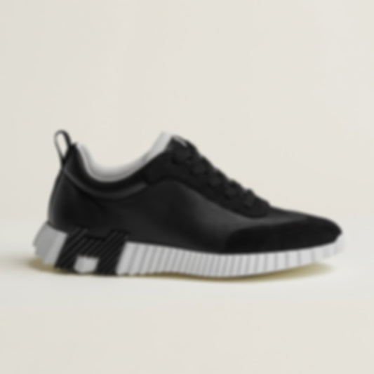 Bouncing Sneaker - Black/White