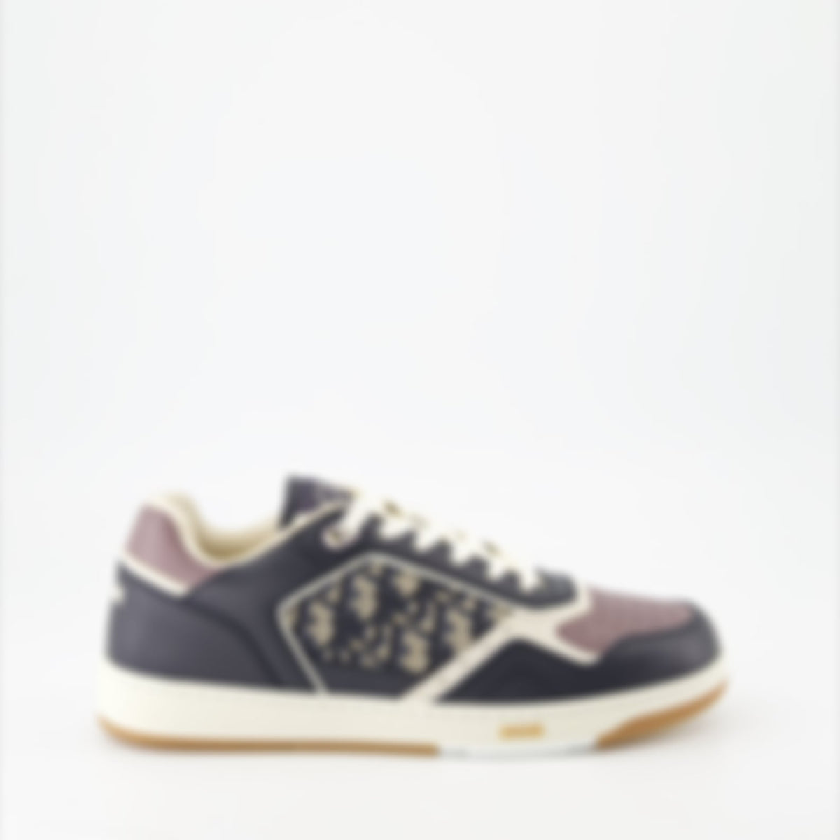 B27 sneakers