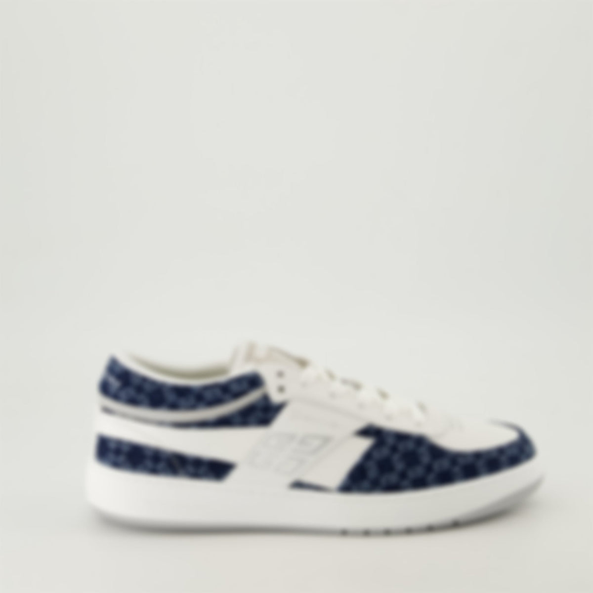 G-Move Sneakers
