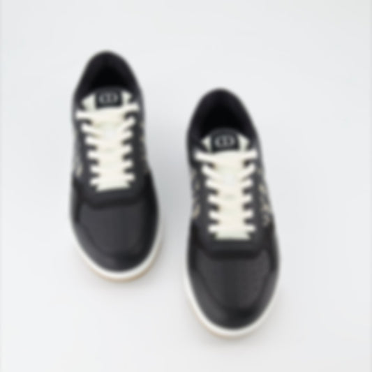 B27 sneakers