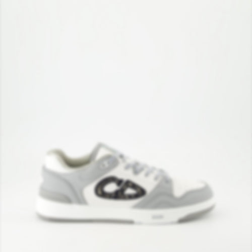 B57 Sneakers